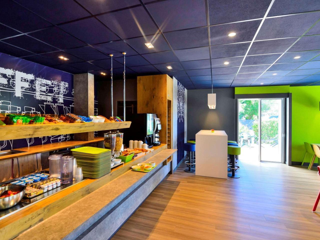 Ibis Budget Pau เลสคาร์ ภายนอก รูปภาพ