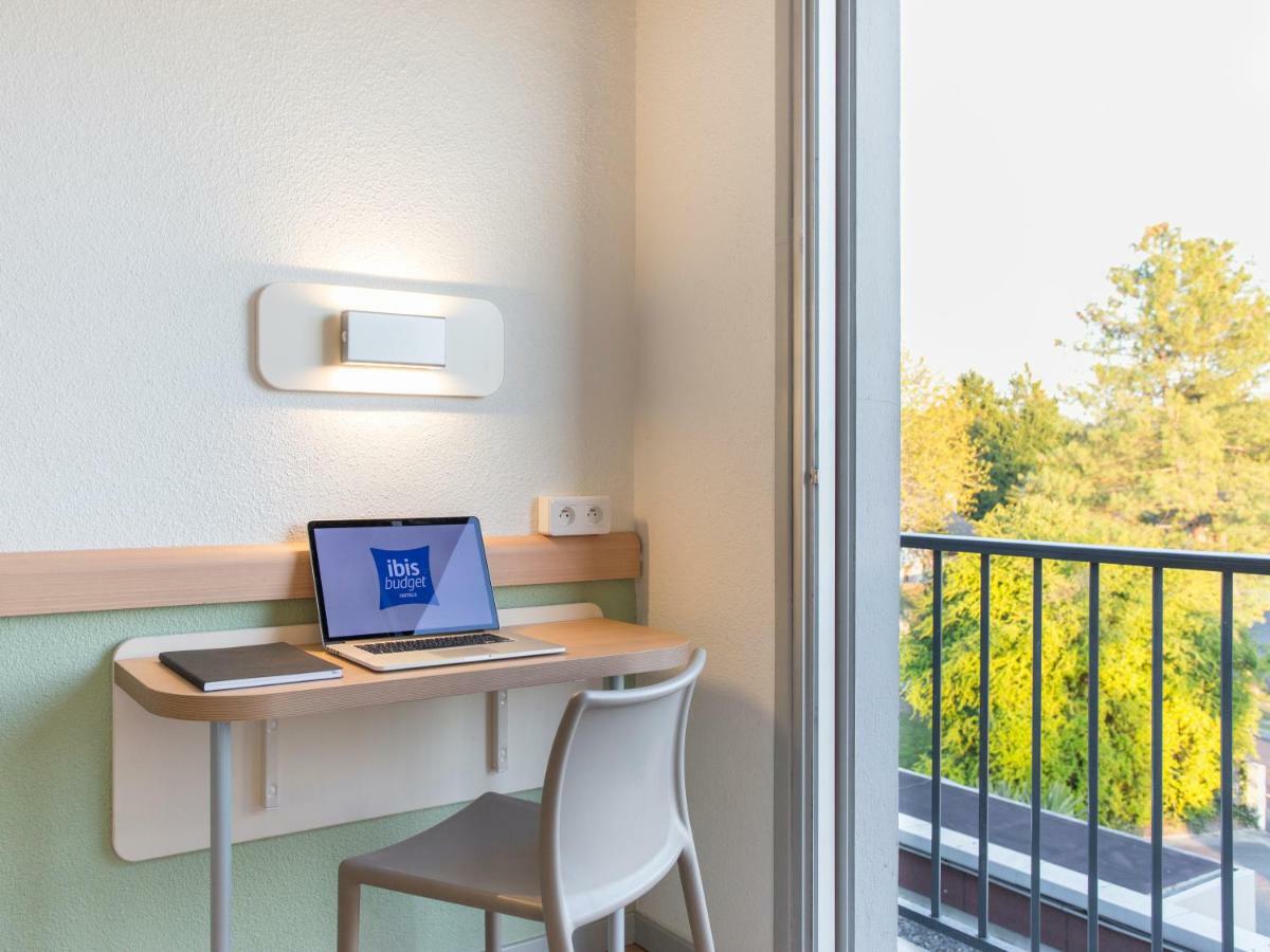 Ibis Budget Pau เลสคาร์ ภายนอก รูปภาพ
