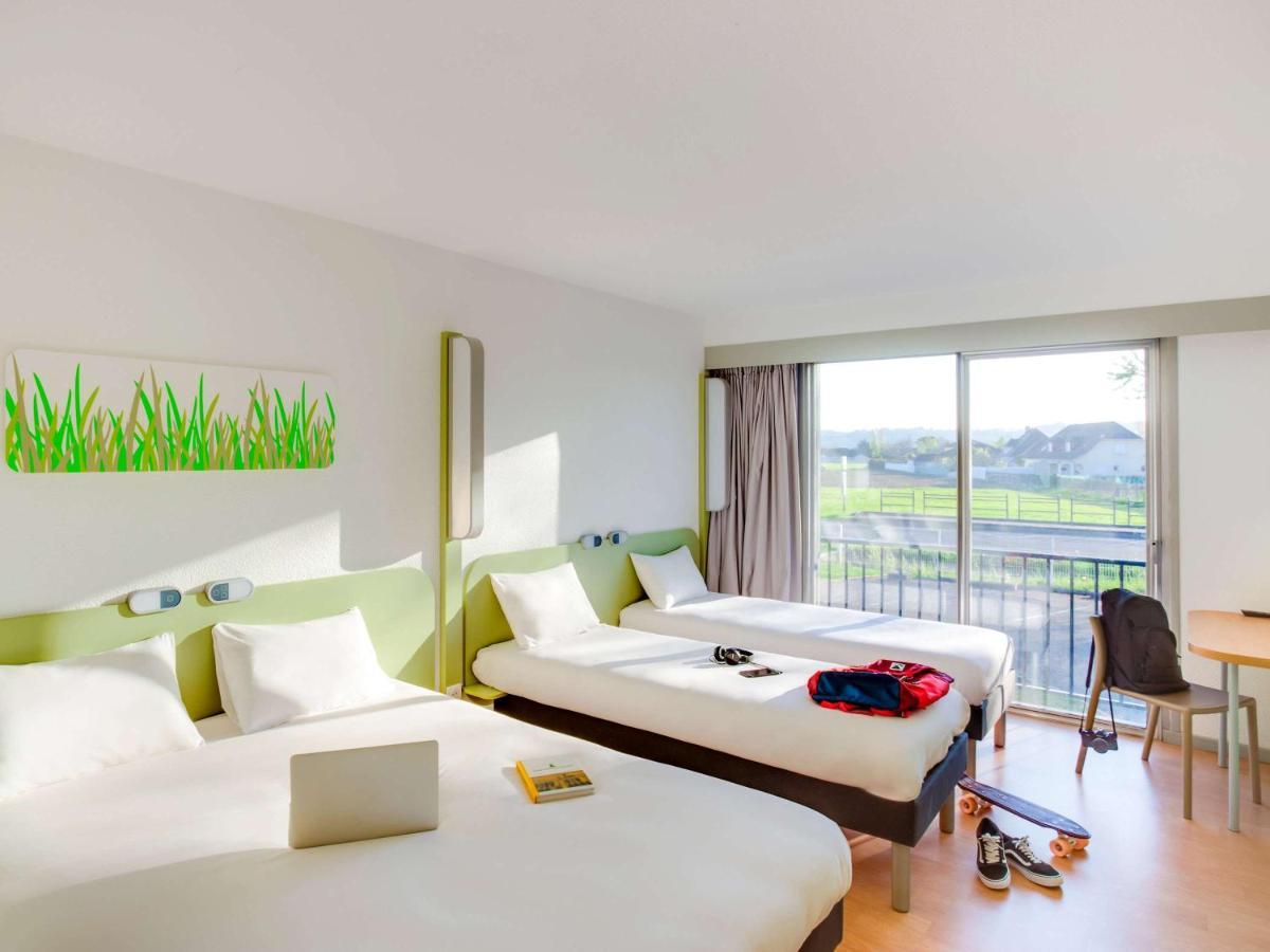 Ibis Budget Pau เลสคาร์ ภายนอก รูปภาพ